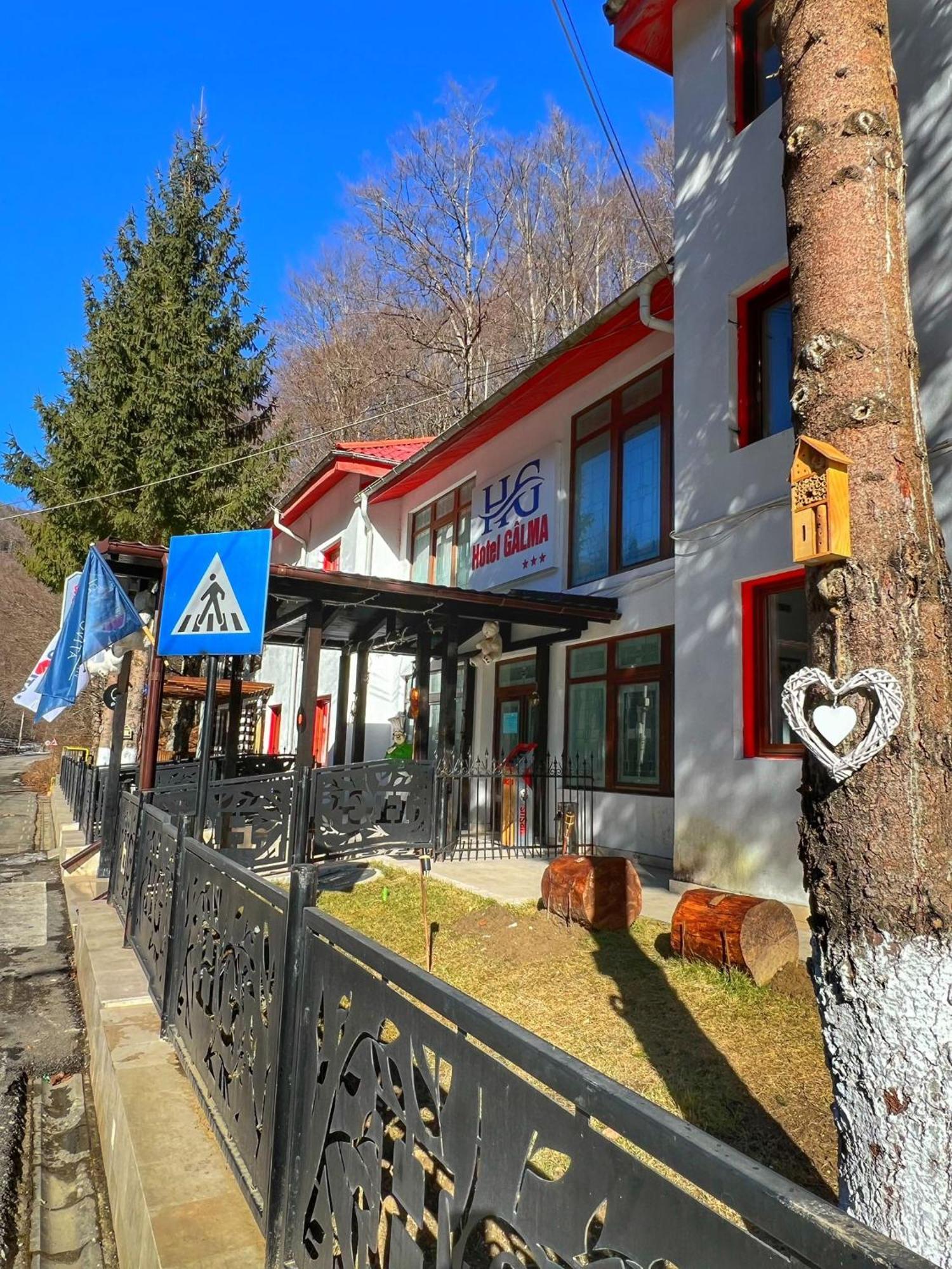 Hotel Galma Moroeni Eksteriør billede